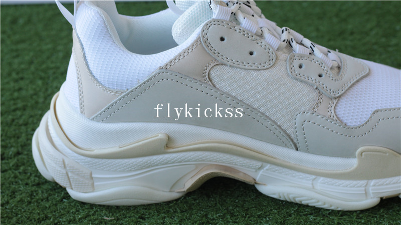 Balenciaga 2017 Fall Winter Triple-S Sneakers Cream